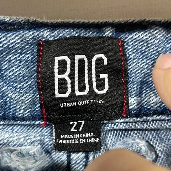 BDG women’s Light Blue Denim Jeans - Relaxed Tapered Fit - Picture 2 of 4